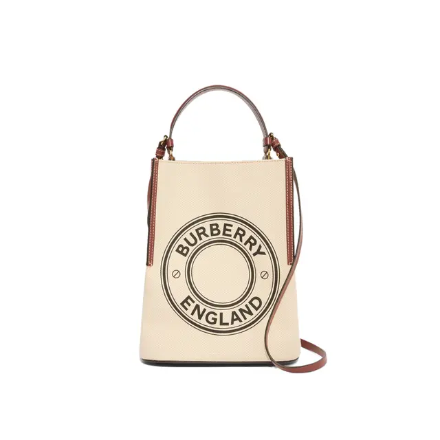 PHK Massal Burberry: 1.700 Karyawan Kehilangan Pekerjaan