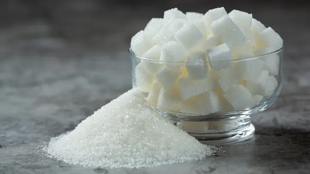 Gula Rafinasi Langka? Bapanas dan Satgas Pangan Usut Penyelewengan!