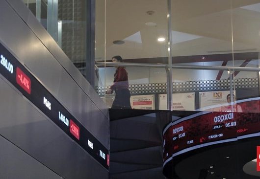 IHSG Terjun Bebas ke 7.222, Investor Cemas Pasar Lesu
