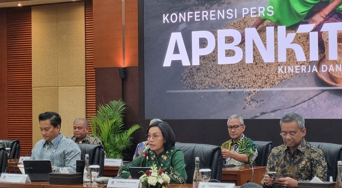 Pajak 2025 Meleset Target? Sri Mulyani Ungkap Penyebabnya
