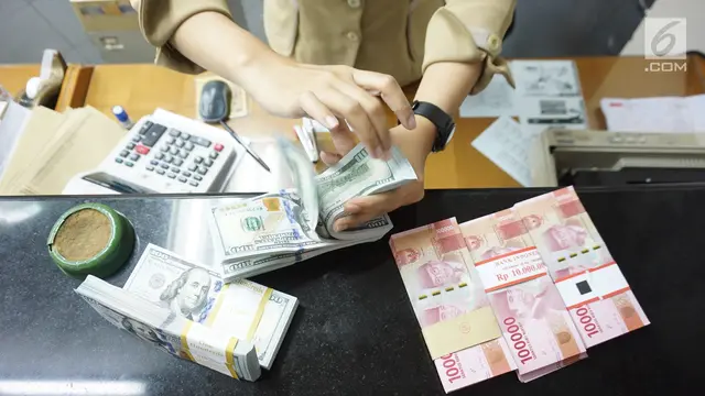 Rupiah Stagnan, Investor Menanti Kebijakan Tarif Trump Terbaru