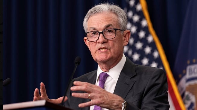 Trump Pecat Powell: Kejutan Bank Sentral Guncang AS
